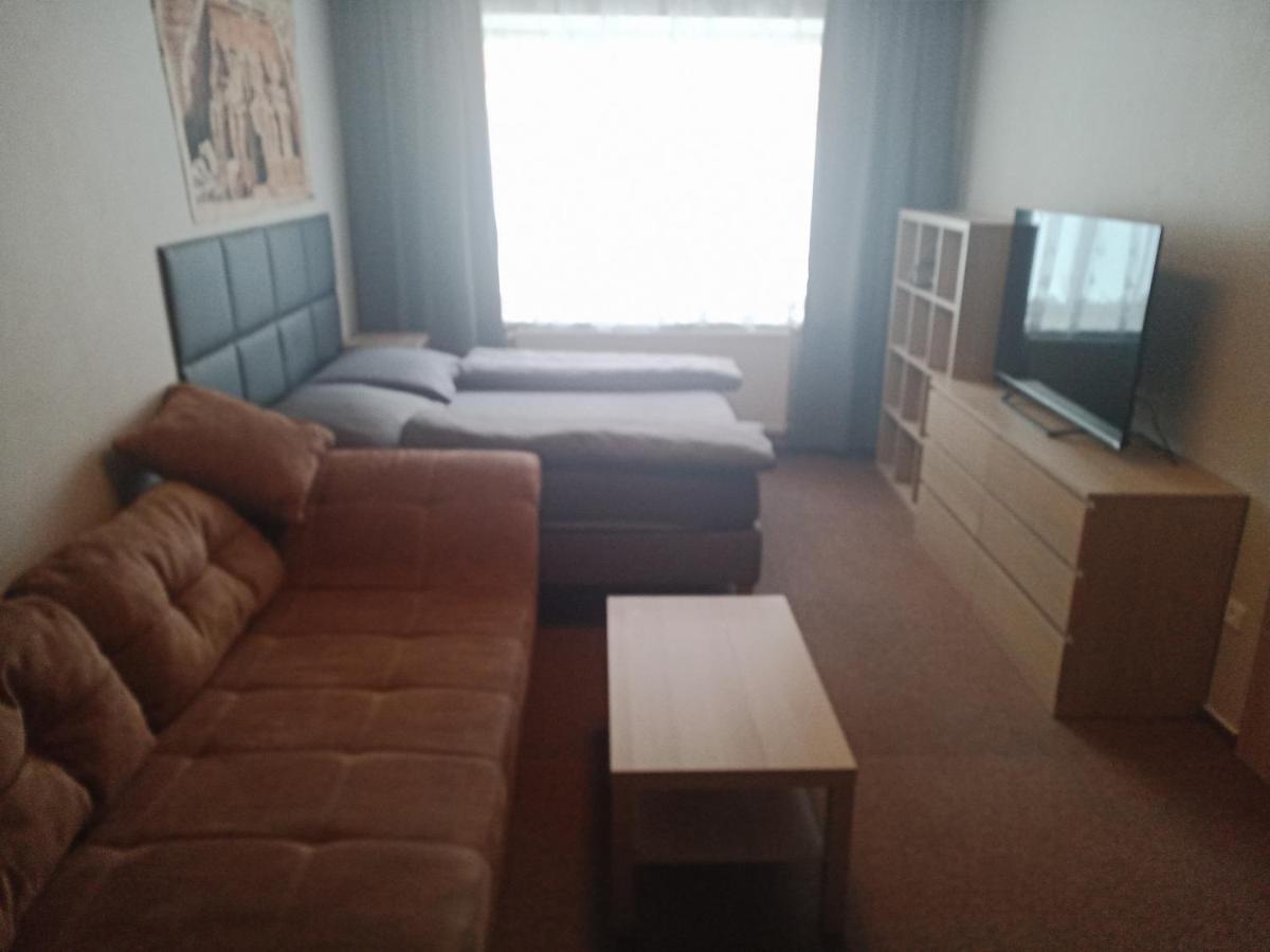 Kraliky Apartman Buitenkant foto