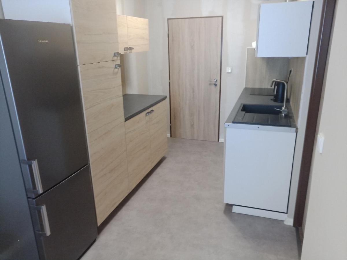 Kraliky Apartman Buitenkant foto